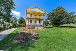 128 S Howard Ave, Landrum, SC 29356 - Photo 2