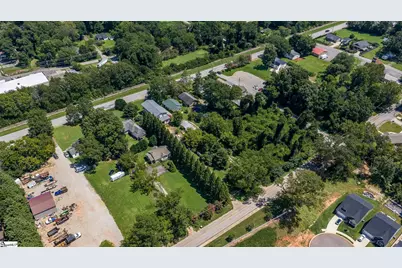 128 S Howard Avenue, Landrum, SC 29356 - Photo 44