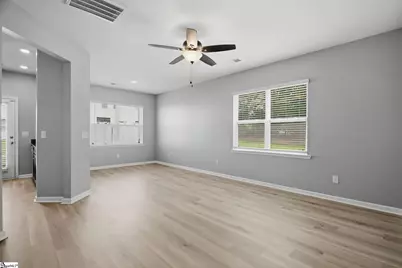 217 Southridge Court, Easley, SC 29642 - Photo 4