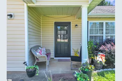 2004 Small Meadows Court, Fountain Inn, SC 29644 - Photo 4
