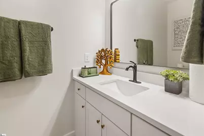 9 Hawthorne Lane, Greenville, SC 29605 - Photo 20