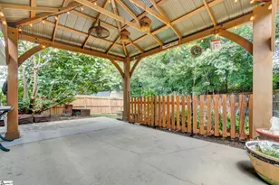 313 Garfield Ln, Simpsonville, SC 29681 - Photo 4