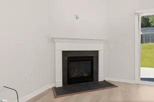 160 Highland Park Ct, Easley, SC 29642 - Photo 8