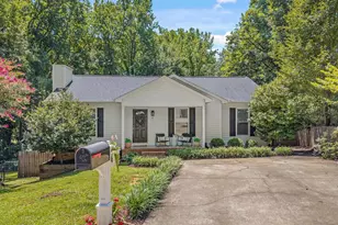 4 Dearsley Ct, Greenville, SC 29609 - Photo 1