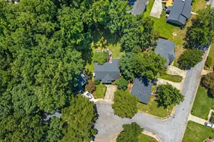 4 Dearsley Ct, Greenville, SC 29609 - Photo 34