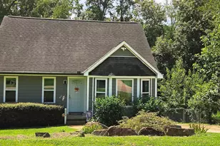 658 Maple Dr, Greer, SC 29651 - Photo 2