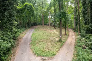 1020 Woodburn Rd, Spartanburg, SC 29302 - Photo 4