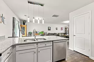 106 Myers Ln, Laurens, SC 29360 - Photo 8