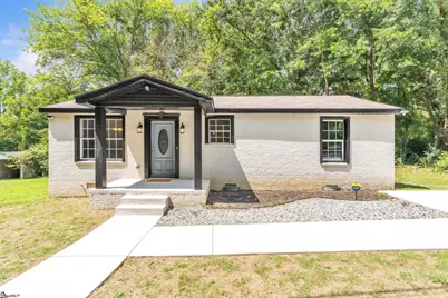 105 Oakland Heights, Laurens, SC 29360 - Photo 1