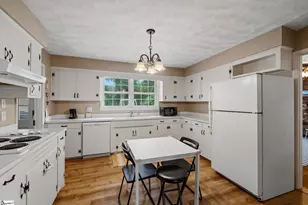 105 Thunderbird Pl, Spartanburg, SC 29307 - Photo 8