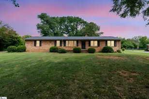 105 Thunderbird Pl, Spartanburg, SC 29307 - Photo 1