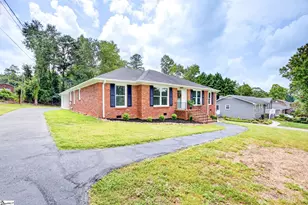 110 Churchill Ave, Greer, SC 29651 - Photo 6