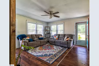 110 Dukeland Drive, Greenville, SC 29617 - Photo 2
