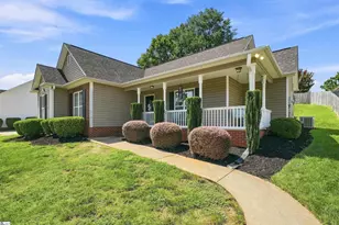241 Cool Water Ct, Spartanburg, SC 29316 - Photo 2