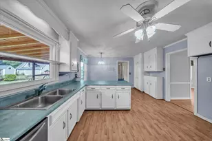 207 Donington Dr, Greenville, SC 29615 - Photo 10