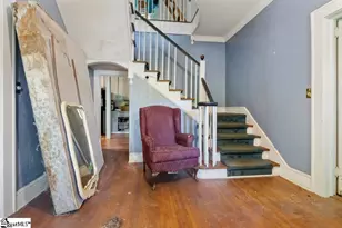 204 W Farley Ave, Laurens, SC 29360 - Photo 4