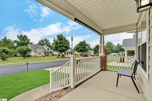 608 Ruddy Creek Cir, Greer, SC 29651 - Photo 2