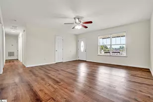 608 Ruddy Creek Cir, Greer, SC 29651 - Photo 4