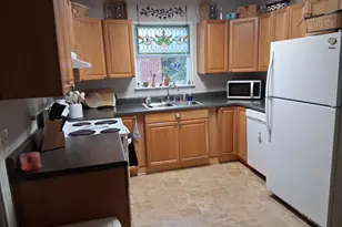 37 Crestmore Dr, Greenville, SC 29611 - Photo 2
