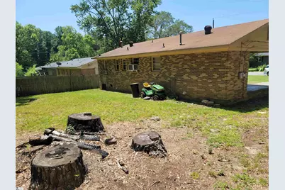 413 Barclay Avenue, Gaffney, SC 29340 - Photo 2
