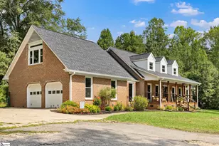 429 Log Shoals Rd, Greenville, SC 29607 - Photo 2