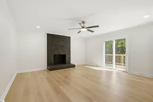 8 Overlook Ct, Greenville, SC 29609 - Photo 4