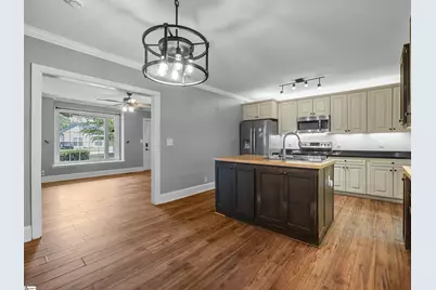 17 Crystal Avenue, Greenville, SC 29605 - Photo 12