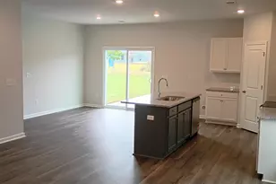 215 Pretoria Dr, Woodruff, SC 29388 - Photo 8