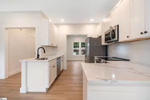 509 6th St, Greenville, SC 29611 - Photo 8