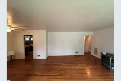 9 Woodmont Circle, Greenville, SC 29605 - Photo 18