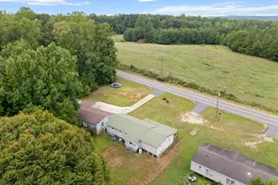 1360 Sulphur Springs Rd, Jonesville, SC 29353 - Photo 32