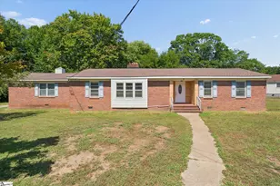 7 Acorn Ct, Greenville, SC 29609 - Photo 1