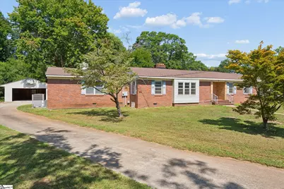 7 Acorn Court, Greenville, SC 29609 - Photo 2