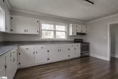 22 Taylor Street, Greenville, SC 29605 - Photo 8