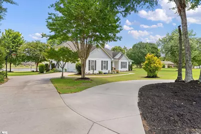 148 N Heron Drive, Fountain Inn, SC 29644 - Photo 2