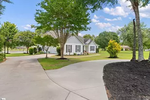 148 N Heron Dr, Fountain Inn, SC 29644 - Photo 2