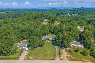 208 Redfern Ct, Easley, SC 29640 - Photo 30