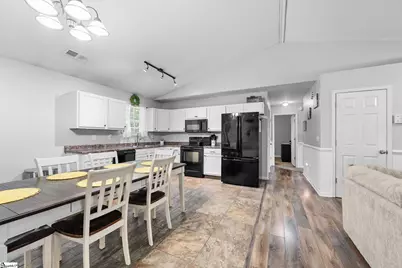 208 Redfern Court, Easley, SC 29640 - Photo 6