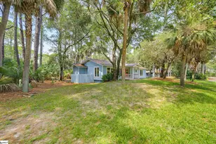 371 Speckled Trout Rd, Beaufort, SC 29920 - Photo 4
