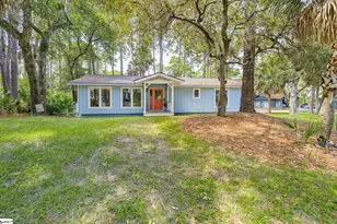 371 Speckled Trout Rd, Beaufort, SC 29920 - Photo 2