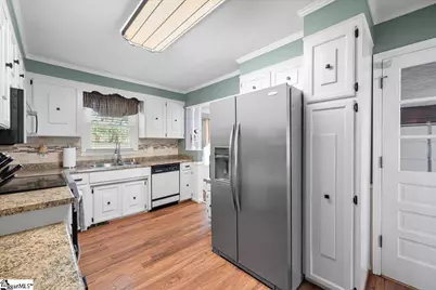 103 Hollymont Court, Simpsonville, SC 29681 - Photo 6