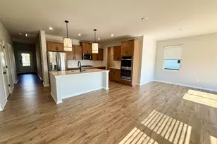 711 Stoughton Dr, Fountain Inn, SC 29644 - Photo 8