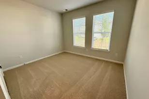 711 Stoughton Dr, Fountain Inn, SC 29644 - Photo 2
