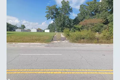 N. Bell Street, Clinton, SC 29325 - Photo 2