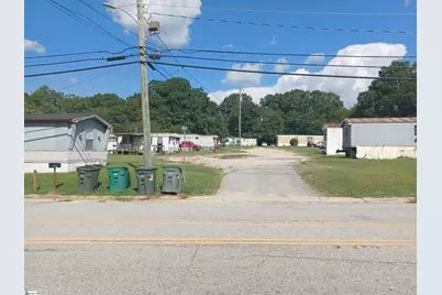 N. Bell Street, Clinton, SC 29325 - Photo 1