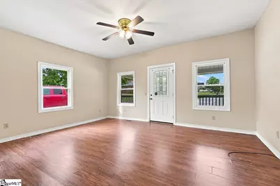923 N Pinckney Street, Union, SC 29379 - Photo 8