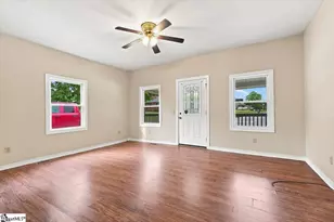 923 N Pinckney St, Union, SC 29379 - Photo 8