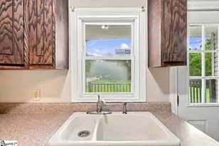 923 N Pinckney St, Union, SC 29379 - Photo 16