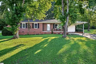 136 James Ave, Spartanburg, SC 29385 - Photo 1