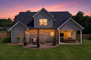314 Roscoe Dr, Greer, SC 29651 - Photo 2
